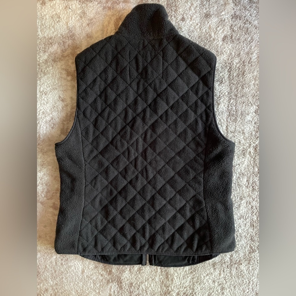 ABERCROMBIE & FITCH Quilted Vest - Picture 5 of 11